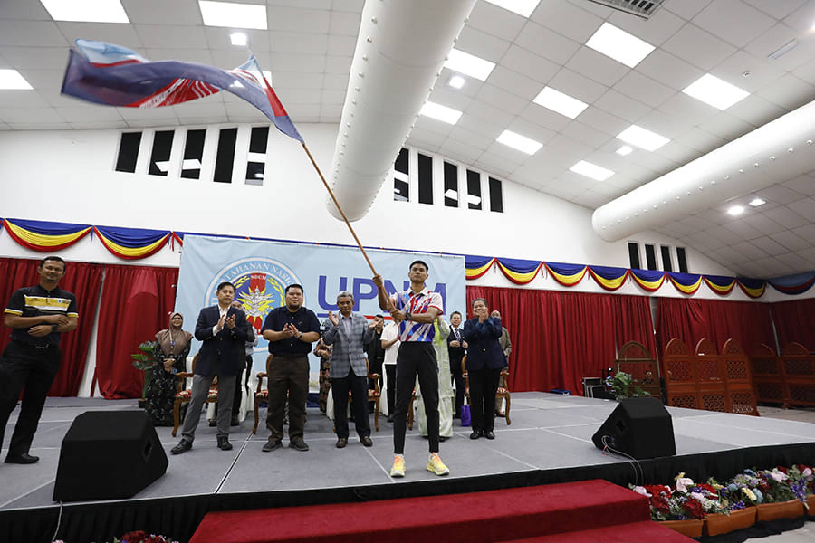 Majlis Penyerahan Bendera Kontinjen UPNM ke Sukan Institusi Pendidikan Tinggi (SUKIPT) 2024 Universiti Utara Malaysia (UUM)