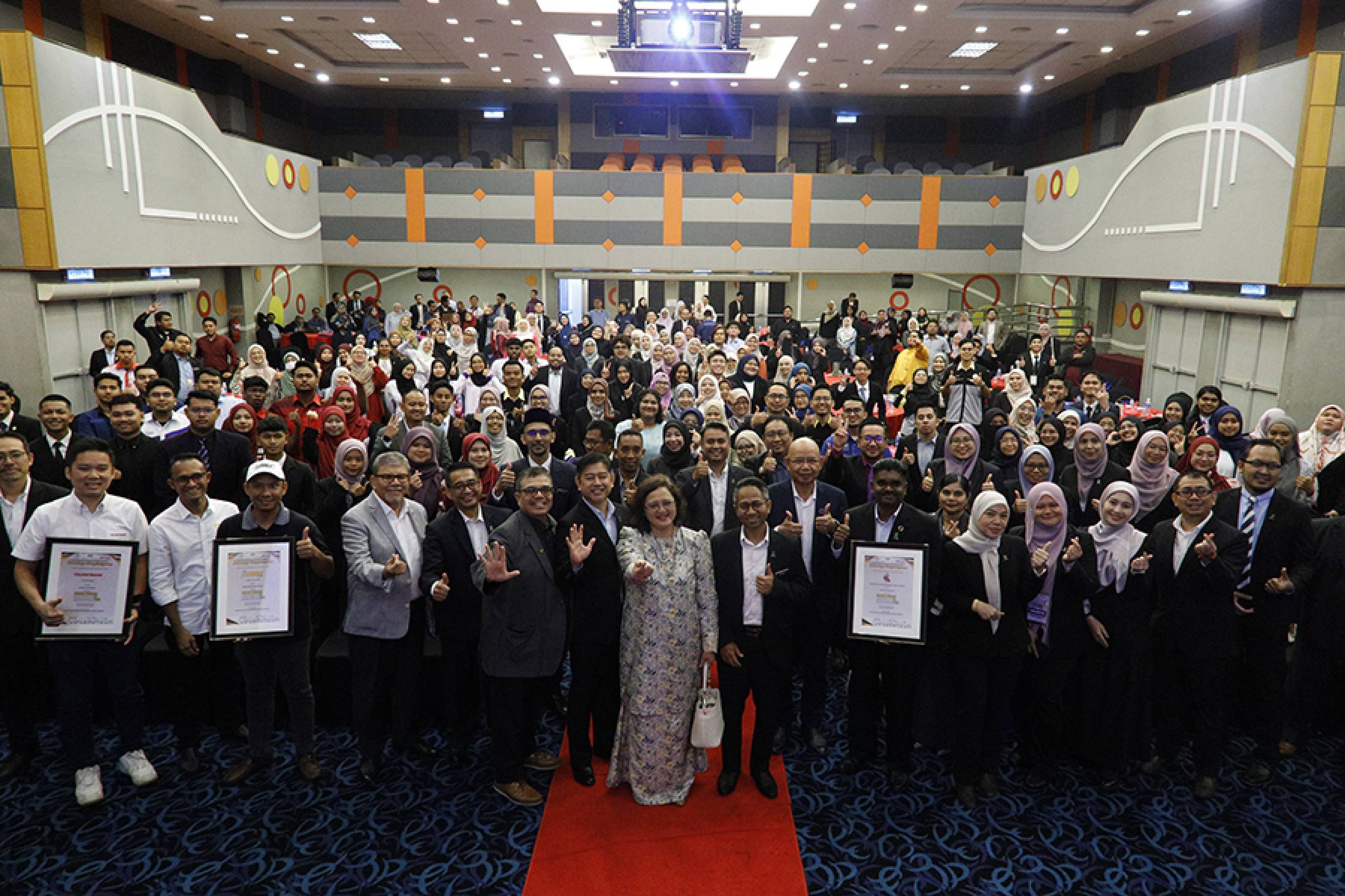 Seminar Psikologi Kaunseling IPT Kebangsaan 2024. Rehabilitasi Psikososial: Ke arah Kesejahteraaan dan Resiliensi Diri