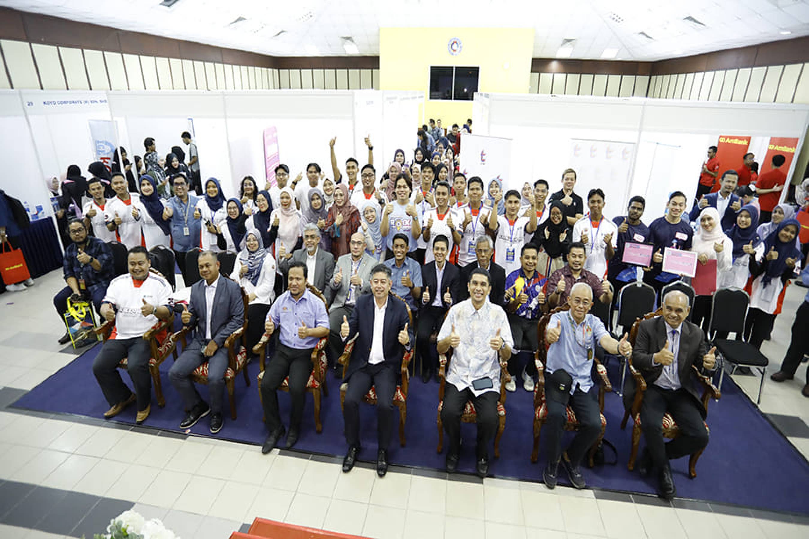 Karnival Kerjaya & Latihan Industri UPNM 2025 – Menggerakkan Usaha Memastikan Kebolehpasaran (G.E) UPNM Tertinggi antara Institut Pengajian Tinggi