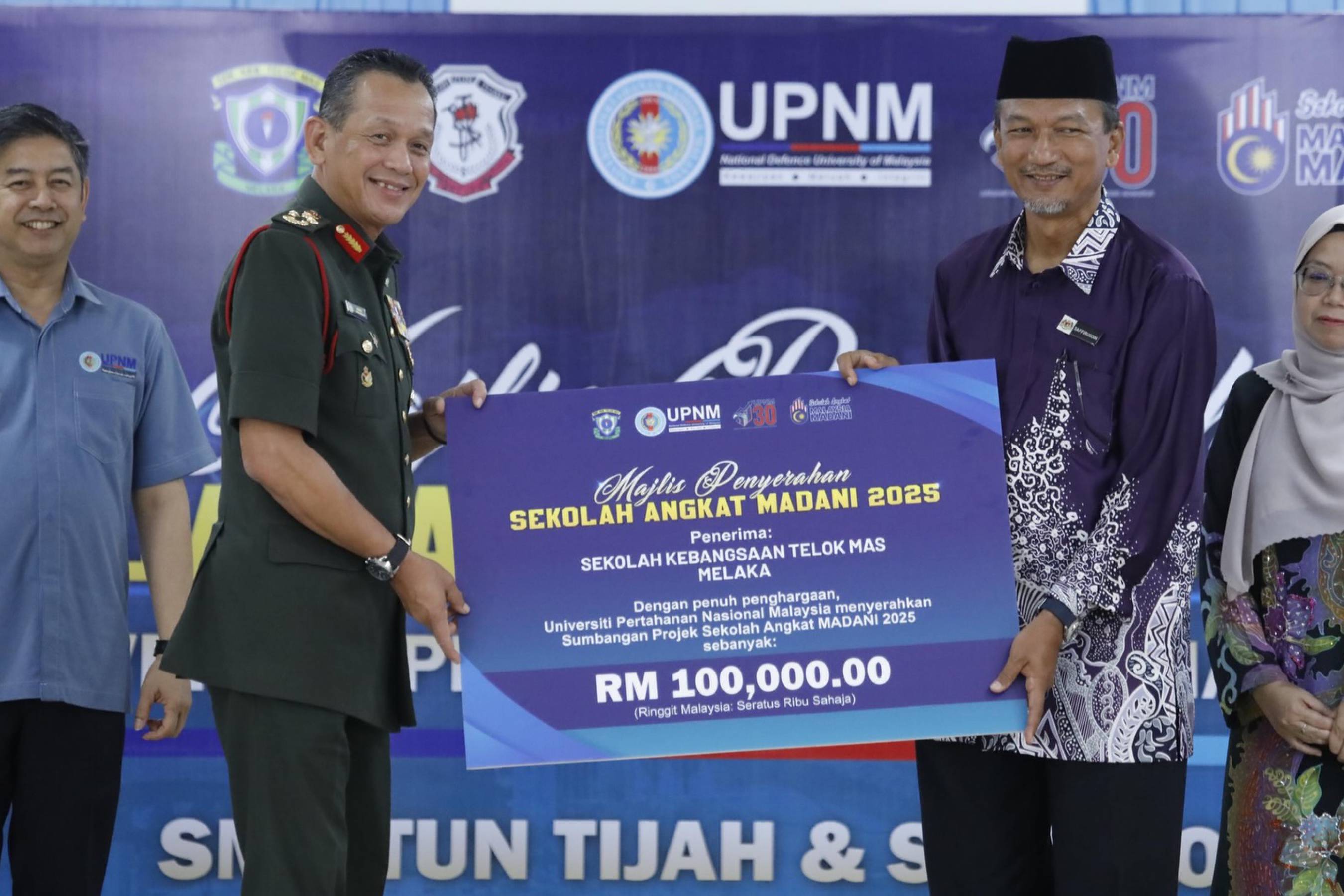 RM100,000 setiap sekolah: UPNM pacu impak Sekolah Angkat MADANI di Melaka.
